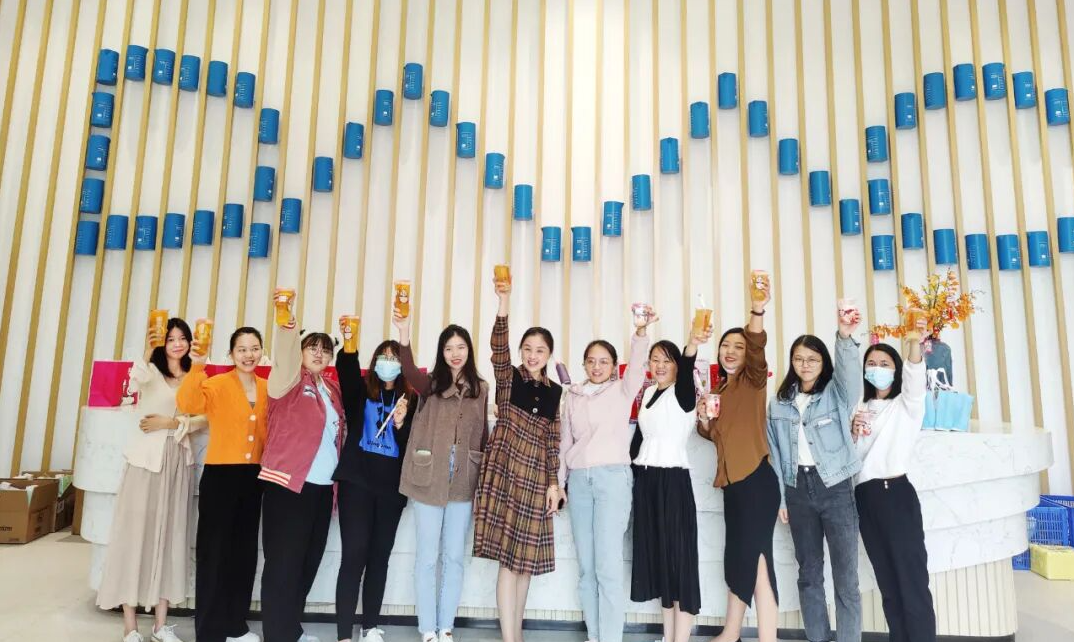 Women's Day|Condense the power of "