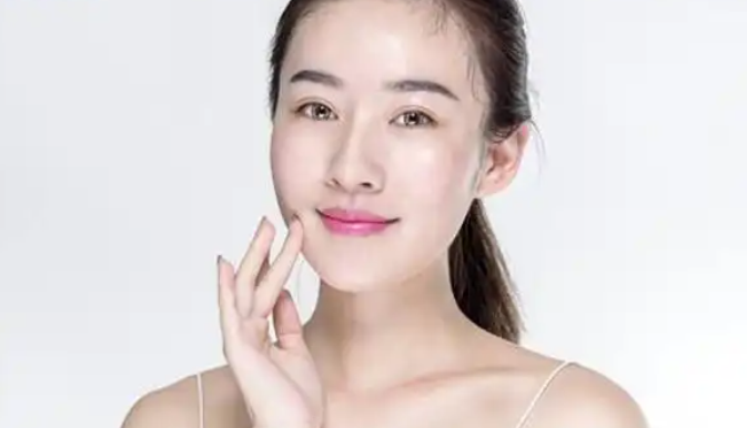 Daao Cosmetic OEM:How to perform facial 